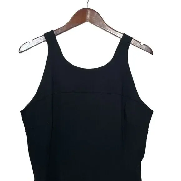 Welcome to my closet! - Picture 3 of 10